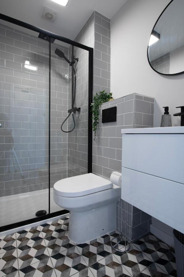 Connaught House - City Centre - Free Parking & Wi-Fi Διαμέρισμα Κάρντιφ Εξωτερικό φωτογραφία